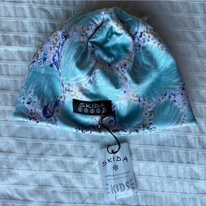 NWT Skida Kids Alpine Hat in Blue and White Floral Print